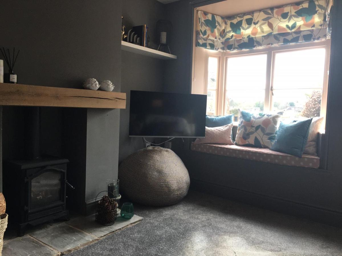 Cosy Lincs Wolds cottage in picturesque Tealby Esterno foto